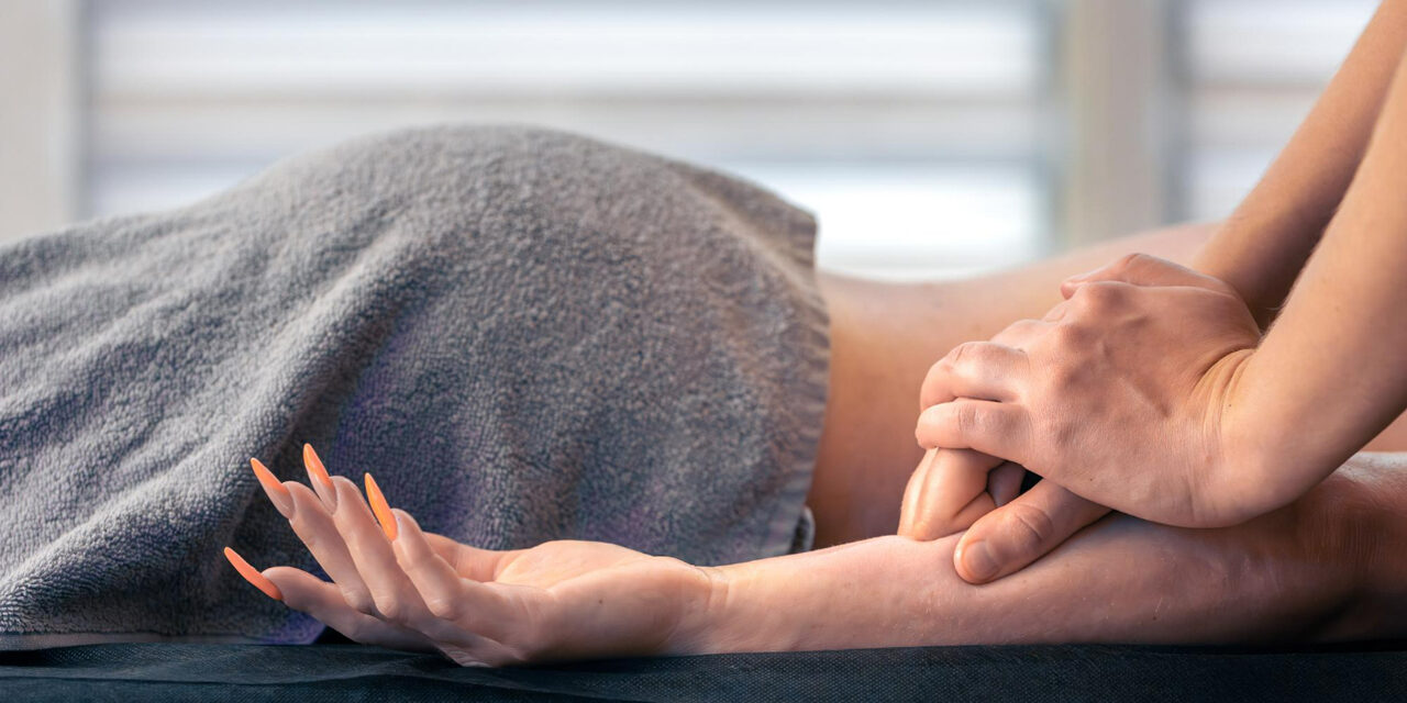 What Is a Shiatsu Massage What Is a Shiatsu Massage